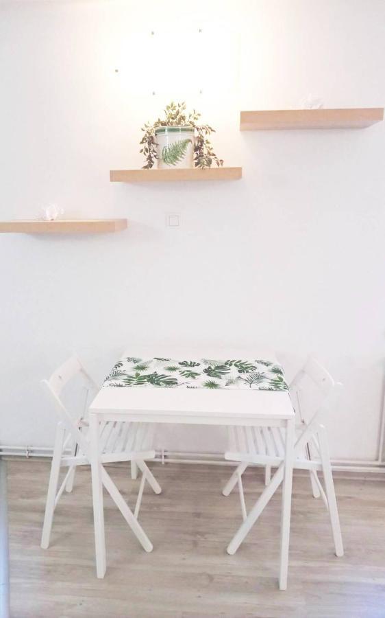 Stardust Apartman 페치 외부 사진