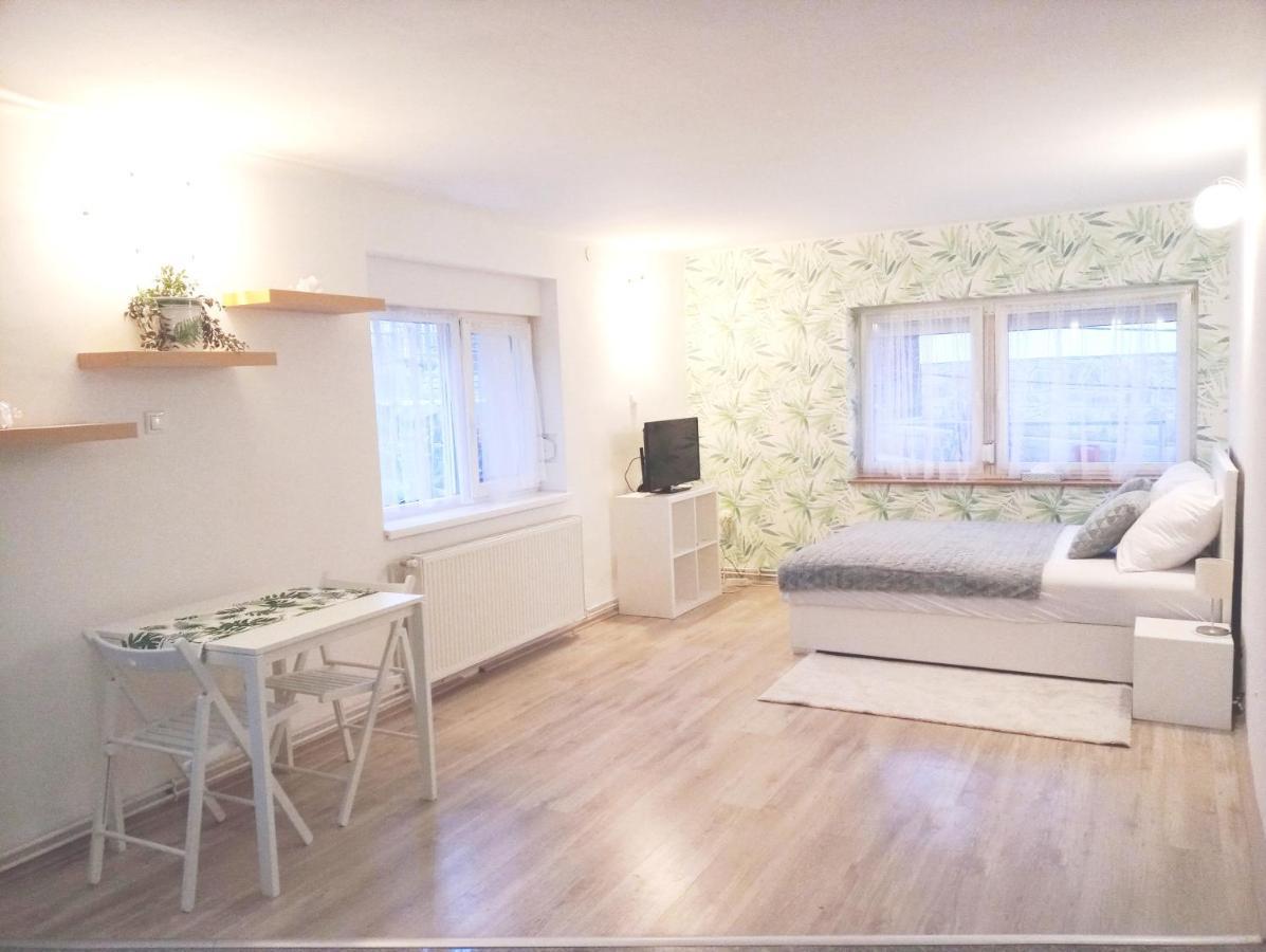 Stardust Apartman 페치 외부 사진